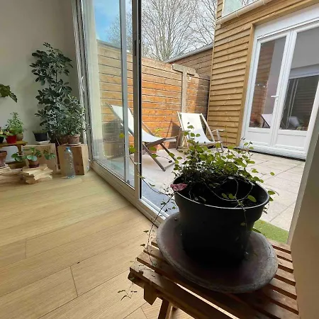 Apartament Charmante Maison, 2 Chambres, Jardin Et Verriere Lille