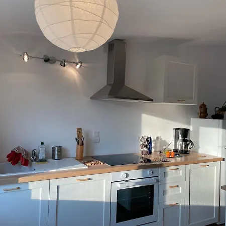 Charming 2 Bedroom House Beautiful Garden And Patio * Lille