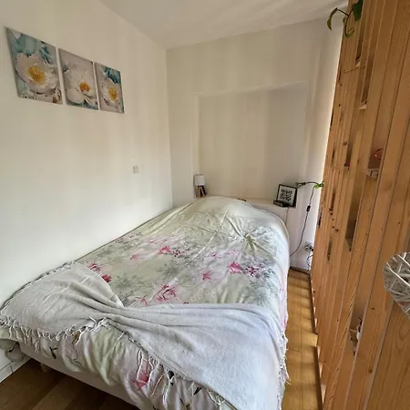 Apartment Charming 2 Bedroom House Beautiful Garden And Patio Lille