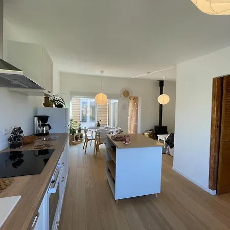 Appartement Charming 2 Bedroom House Beautiful Garden And Patio *