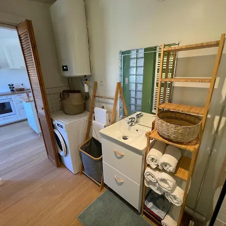 Appartement Charming 2 Bedroom House Beautiful Garden And Patio